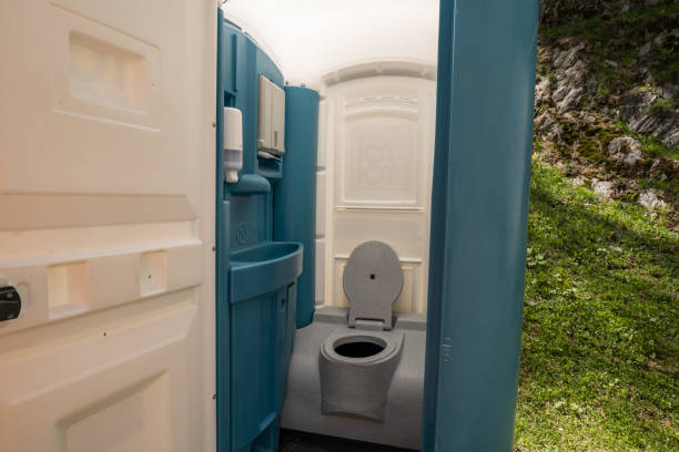 Porta potty rental for outdoor events in Deforest, WI